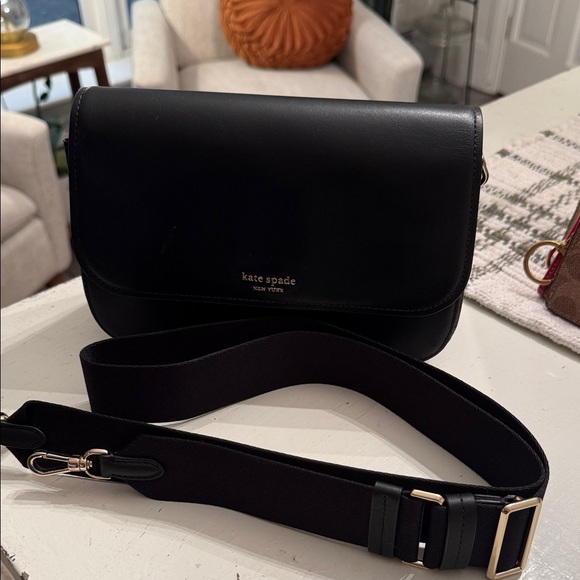 Kate Spade Elegant Black Crossbody Bag - Picture 1 of 4